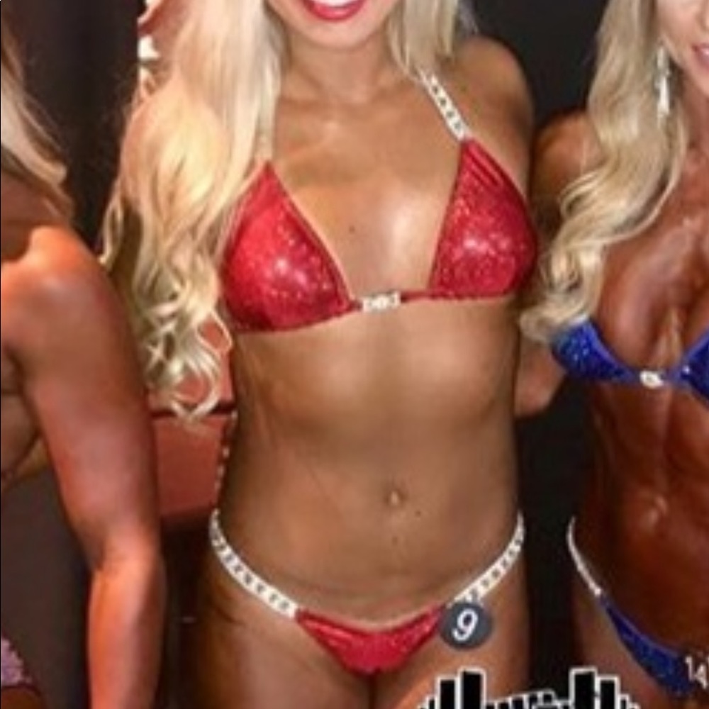Saleyla womens competition bikini